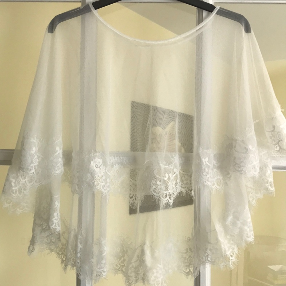 Shawl (more ivory in color)